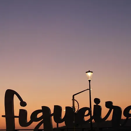 L'arche De Jo Santana (Coimbra)