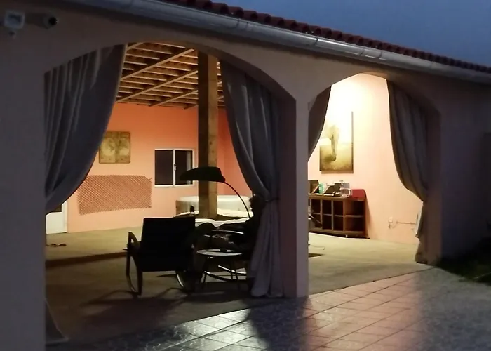 L'arche De Jo Panzió Santana (Coimbra)